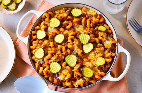 Cheeseburger pasta? Yes, you read that right! This easy pasta dish tastes just like a cheeseburger. With crispy beef mince in a tangy burger-style sauce, top with gherkins and plenty of cheese for a speedy midweek meal that the whole family will love.