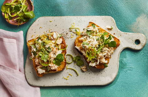 A winning combination of flavours that you can't go wrong with, these crab brioche toasts are perfect for the warming weather.