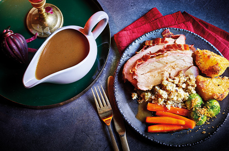 Who doesn't love a generous helping of gravy at Christmas? A simple gravy that makes use of all your loose ends to cut down on food waste, this is rich and deep in flavour and will be a hit at the dinner table
