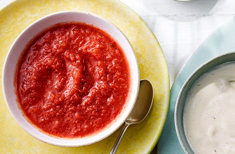 Whip up a batch of homemade chilli sauce with just 4 ingredients. 