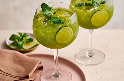 The Italian Hugo spritz is your go-to summer drink – floral and aromatic, it's bursting with fresh, fragrant flavours. Topped up with prosecco and soda water, it's a lovely refreshing cocktail.