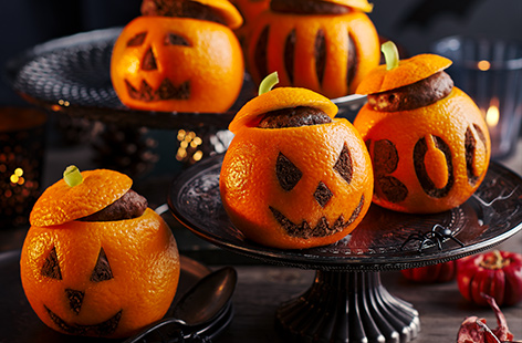 Conjure up some magic in the kitchen with this frightfully fruity Halloween idea.