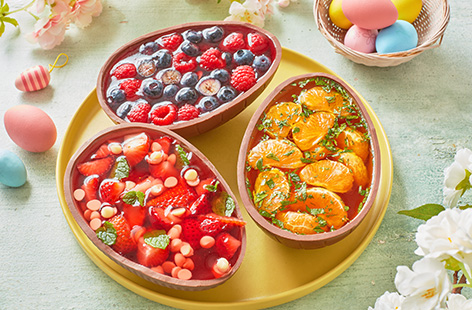 Looking for a fun Easter activity? Make these jelly-filled Easter eggs with the kids to make your chocolate Easter eggs into a fun dessert. Pick your favourite jelly, fill with fruit and mini chocolate chips for a range of different flavour combinations.