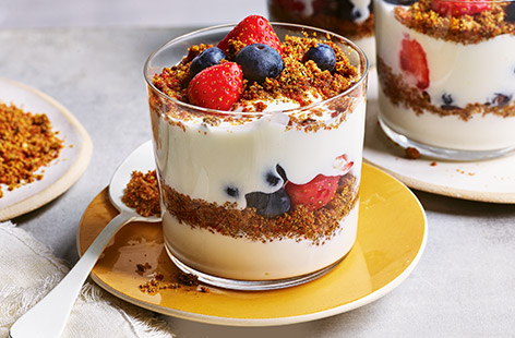 This super-charged breakfast topper is full of the good stuff that will help keep you feeling fuller for longer. It’s perfect for sprinkling over porridge, granola, yogurt and fruit, or adding into a pancake batter.