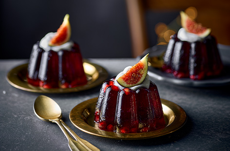 Get a wibbly, wobbly festive jelly ready for your Christmas feasting, made with mulled wine and cranberry juice for that warm, spiced flavour we all know and love