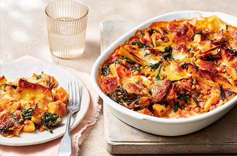 Enjoy all the flavours of a lasagne without the faff. Simply stir broken lasagne sheets through a garlicky tomato sauce then bake until soft and golden - no need for layering! Chuck in some sweet potatoes, spinach and lentils to pack in 2 of your 5-a-day (plus some mozzarella to melt on top!)