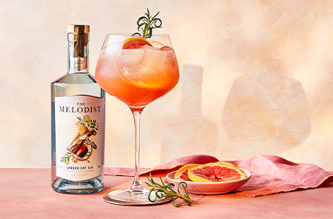 If you're looking for a refreshing tipple perfect for golden hour, this is the drink for you