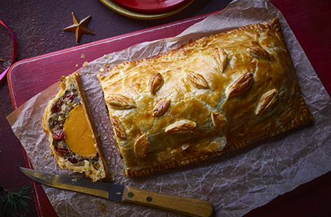 Make this veggie wellington ahead of time, then freeze it to enjoy on the big day. Packed full with festive flavours, this is the perfect vegetarian centrepiece for your Christmas dinner.
