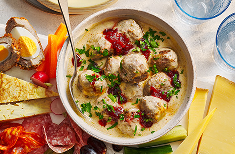 These heavenly meatballs are inspired by the authentic Swedish dish for the perfect comfort food. Made with a creamy sauce and ready made herby meatballs, this dish is even more delicious served with cranberry sauce.