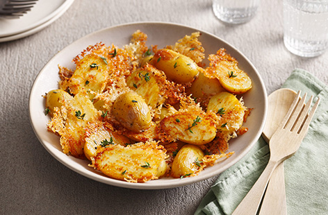 Inspired by the TikTok trend, these Parmesan potatoes are a must-try. Crispy, salty and made with just 3 ingredients, try whipping these up to liven up your next Sunday dinner.