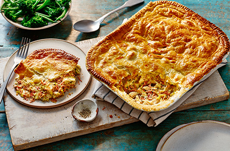 This chicken and ham hock pie is an absolute classic! Tender chicken and ham hock are cooked in a creamy mustard and tarragon sauce, before being topped with golden puff pastry