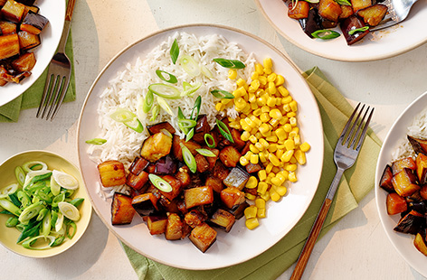 Coat aubergine in a sticky honey and soy glaze, then top onto fluffy rice with sweetcorn and spring onions. Ready in under 30 minutes, this is a great midweek meal idea.