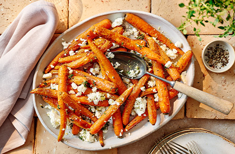 Try a new flavour combo with these gorgeous thyme and feta roasted carrots - the perfect accompaniment for your next Sunday dinner.