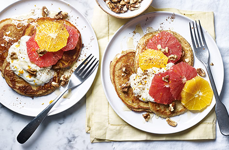 Yogurt and honey is a classic Greek breakfast called Yiaourti me méli. Here we’ve added them to pancakes to take them to the next level.