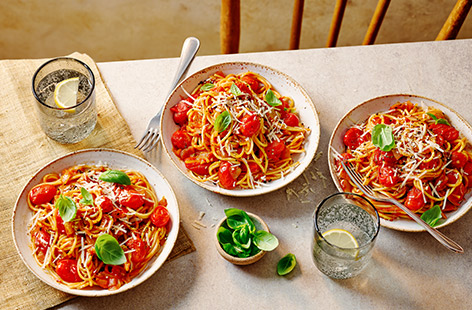 A classic Italian pasta dish made with onion, garlic, tomatoes and fresh basil. 