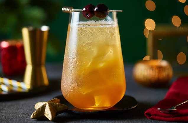 Amaretto spritz