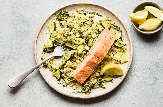 Baked salmon and courgette orzotto