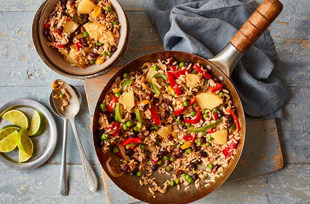 Jerk-inspired pineapple rice