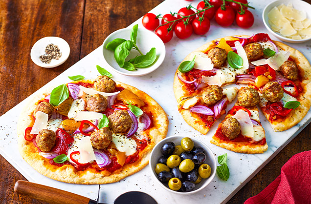 Meatball arrabbiata pizza