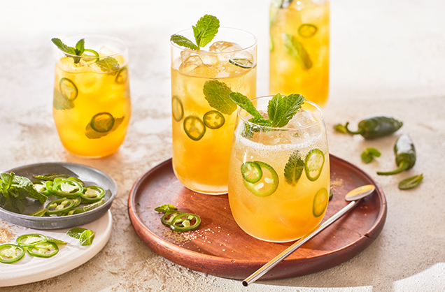 Spicy mango mojito