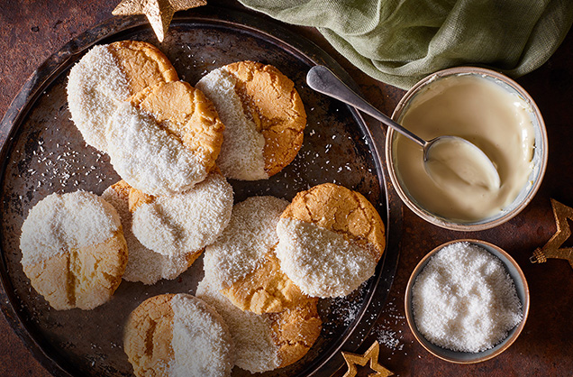 White chocolate snowball cookies