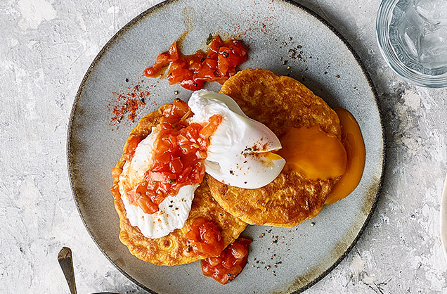 Sweetcorn pancakes with poached eggs and salsa