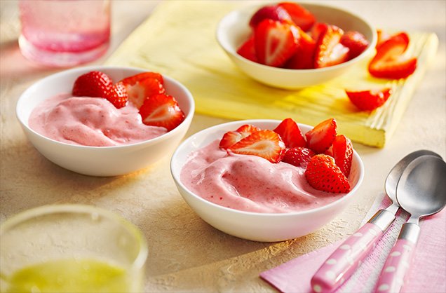Breakfast: Strawberry and banana 'nice' cream