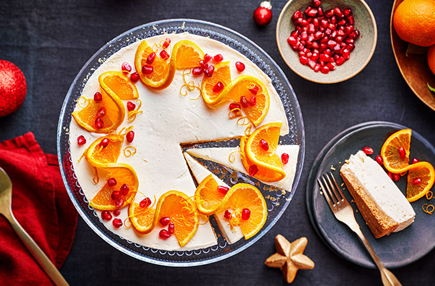 Vanilla cheesecake with clementines and pomegranate