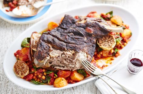 The classic Middle Eastern spice blend, ras el hanout is used in this one-pot roast and contains aromatic spices to give it a peppery kick