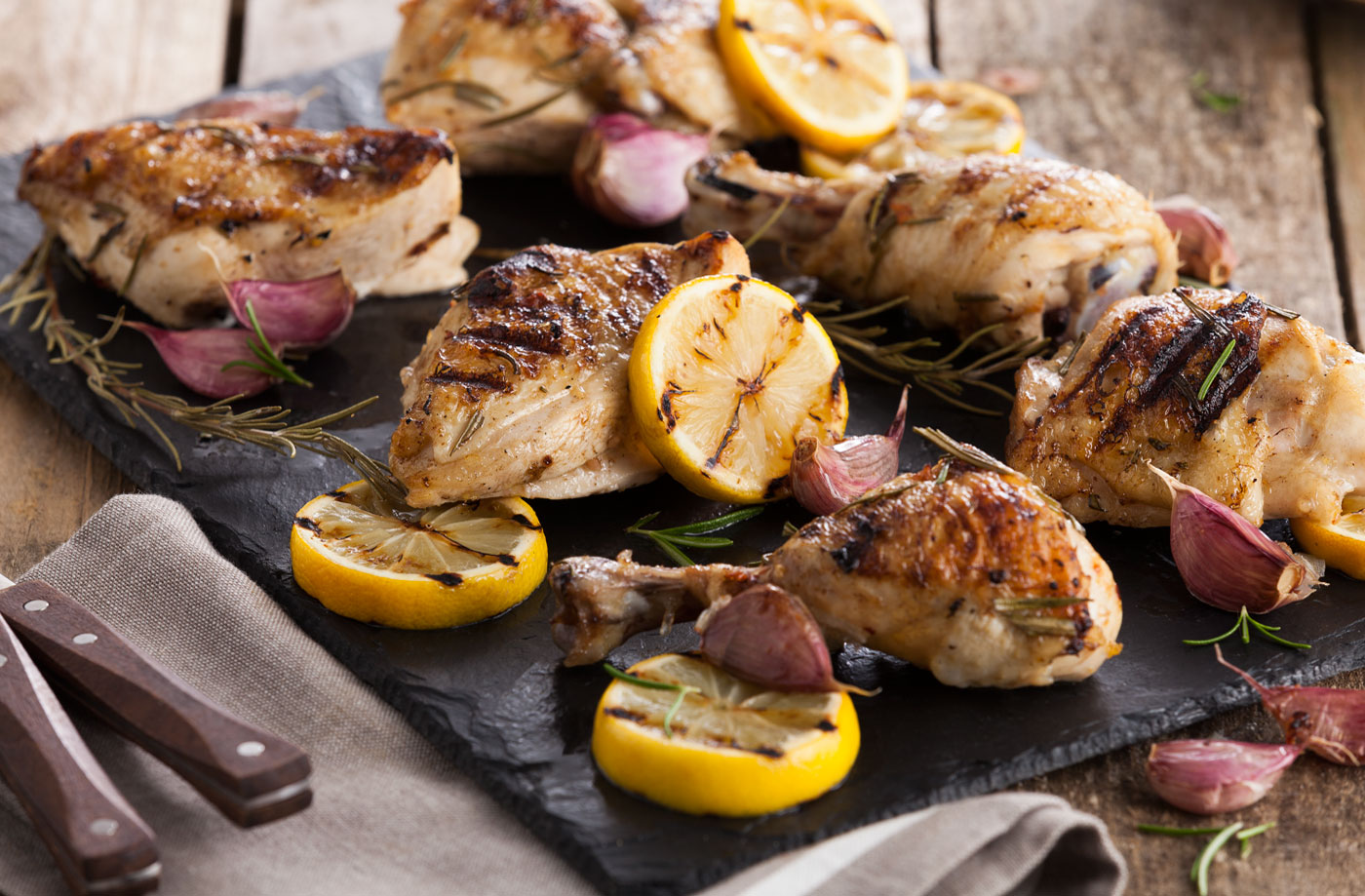 Barbecue chicken with lemon and garlic recipe