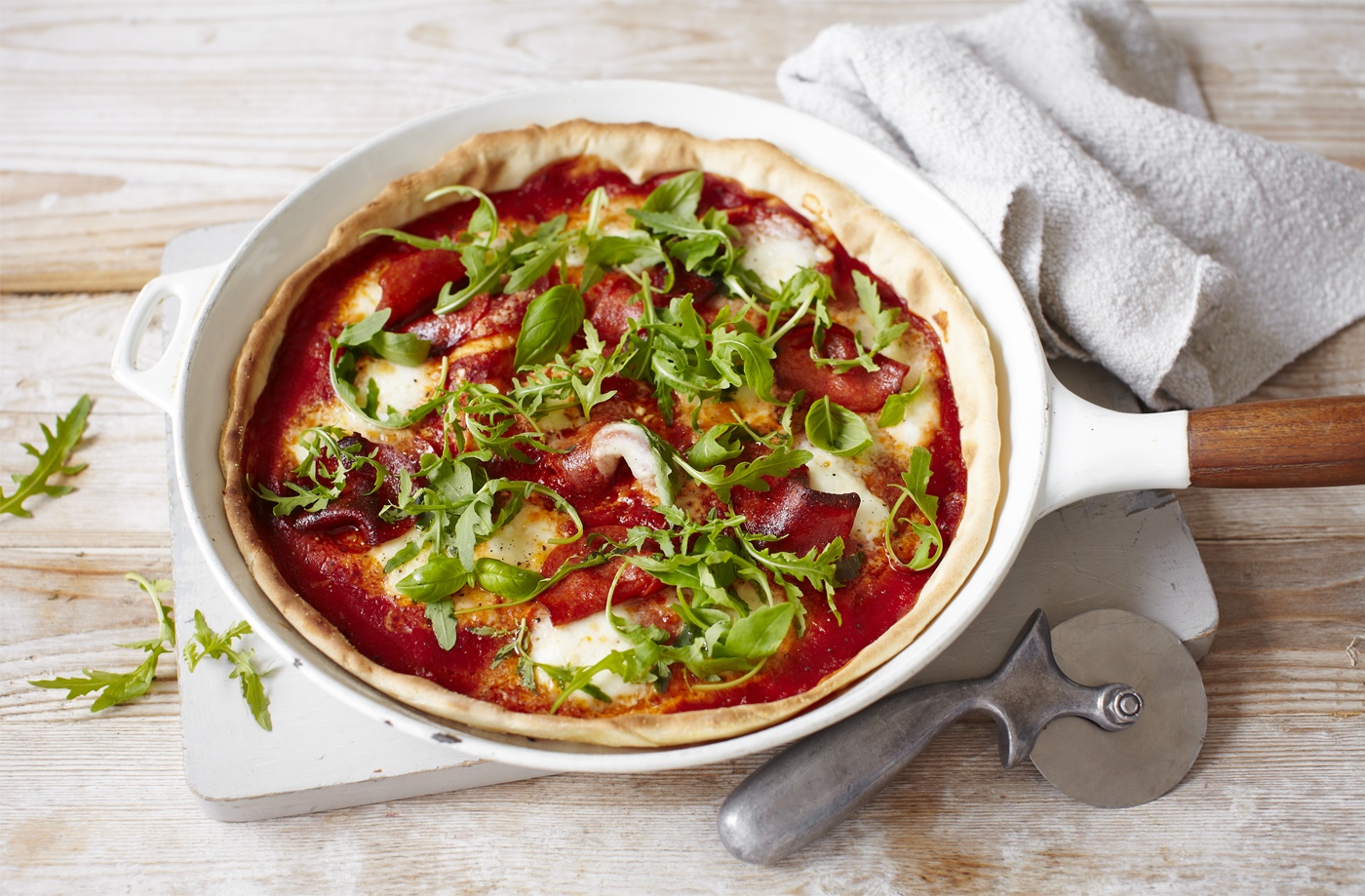 Instant pepperoni and rocket pizza recipe