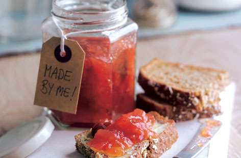 Some people call this Dumpsy Dearie jam. No one seems to know the origin of this endearing name, but rest assured it's a delicious mixture of the autumn fruits that fall to the ground at this time of the year. The best type of plum to use is Victoria.