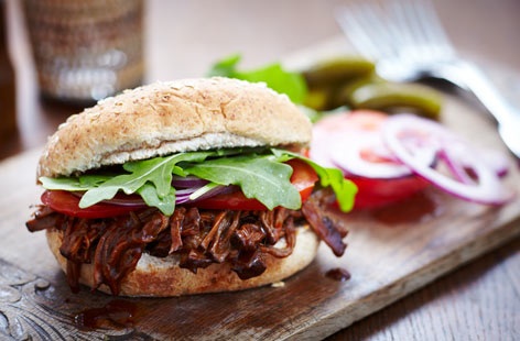 Enjoy all the flavours of a Texan barbecue with this slow-cooker shredded beef.