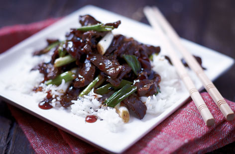 Beef, ginger and spring onion stir-fry recipe