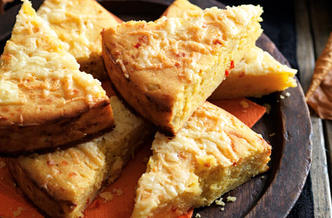 This chilli cheese cornbread recipe makes for great comfort food and perfect for sharing on Bonfire Night