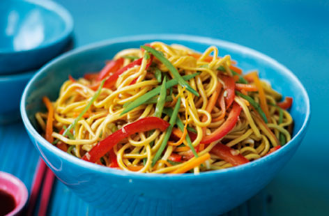 Ken Hom vegetable chow mein recipe