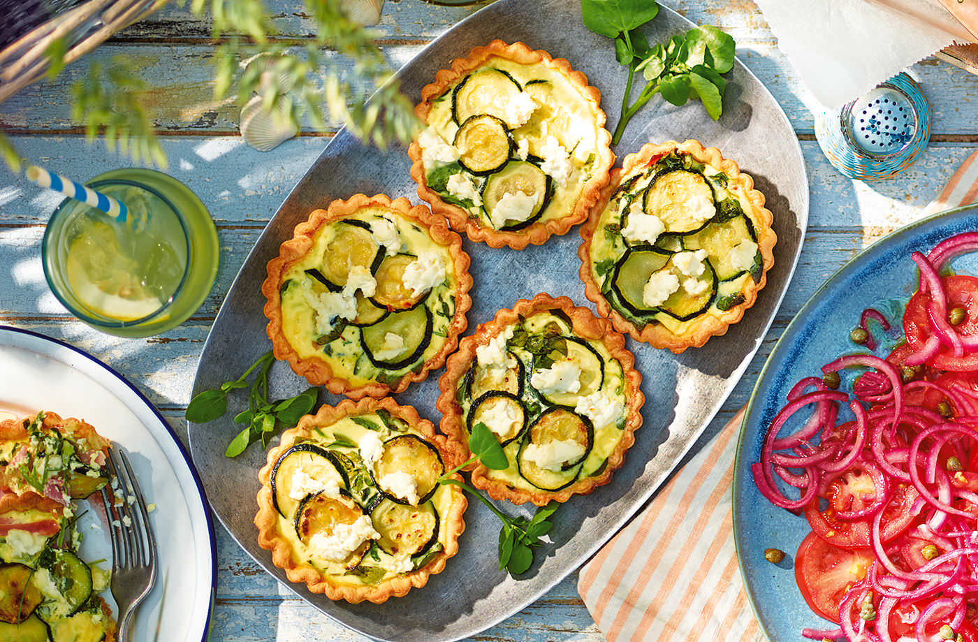 Watercress, courgette and ham quiches recipe