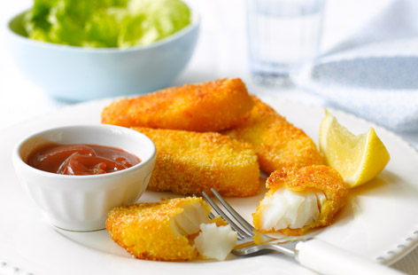 This quick and easy recipe is ready in under 30 minutes, making it perfect for a midweek family meal. Kids will love these cheesy fish fingers and you can make sure they get one of their five-a-day by serving with a crisp green side salad instead of chips