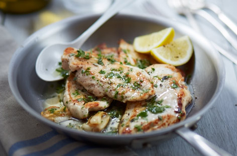 Chicken escalopes with thyme recipe