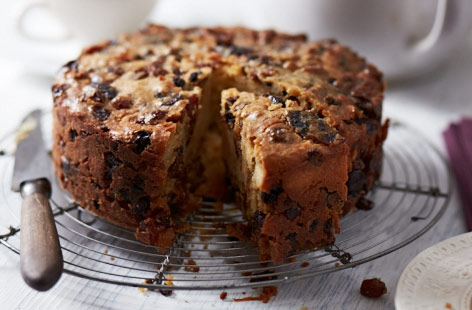 Run out of sugar? This no-added-sugar bake is sweet enough already. Bursting with prunes and dried mixed fruit, it's an ideal tea-time treat for those of you seeking a slice of guilt-free yet traditional cake to go with your cuppa.