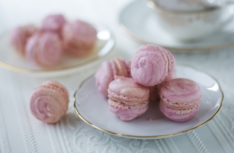 Create a more colourful appearance by marbling the mixture with food colouring