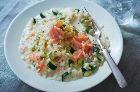 Smoked salmon risotto with lemon and mascarpone recipe