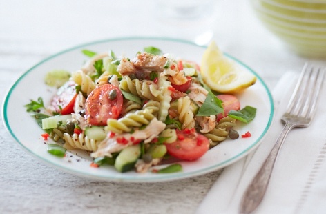 This fuss-free and yet flavour-packed pasta salad is loaded with richly-spiced chicken, crunchy veggies and finished with a fragrant basil oil dressing.