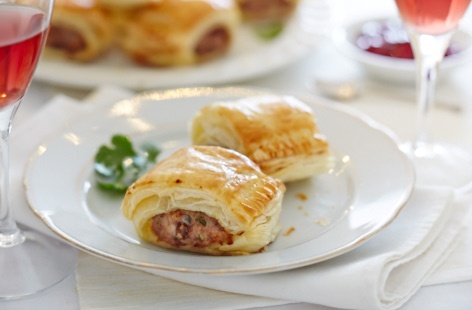 Turkey and cranberry sausage rolls recipe