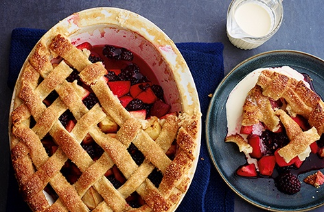 Make the most of the season's best fruit with this beautiful pie packed with fresh apples and blackberries