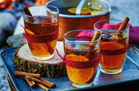 Keep warm on Bonfire Night the most delicious way possible, with a hot, steaming cup of gorgeously spiced cider. Flavoured with cinnamon, cloves and star anise, this cosy cocktail takes just 15 minutes to make and is a great Bonfire Night party idea