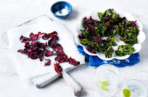 These kale and beetroot chips make a nutritious alternative to traditional afternoon snacks