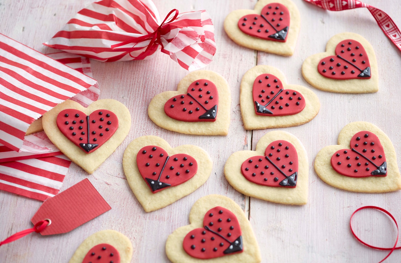 Love bug biscuits recipe