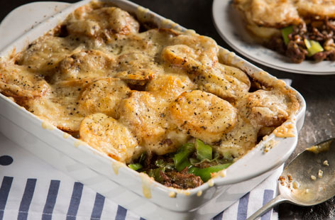 Leek, potato and minced beef bake recipe