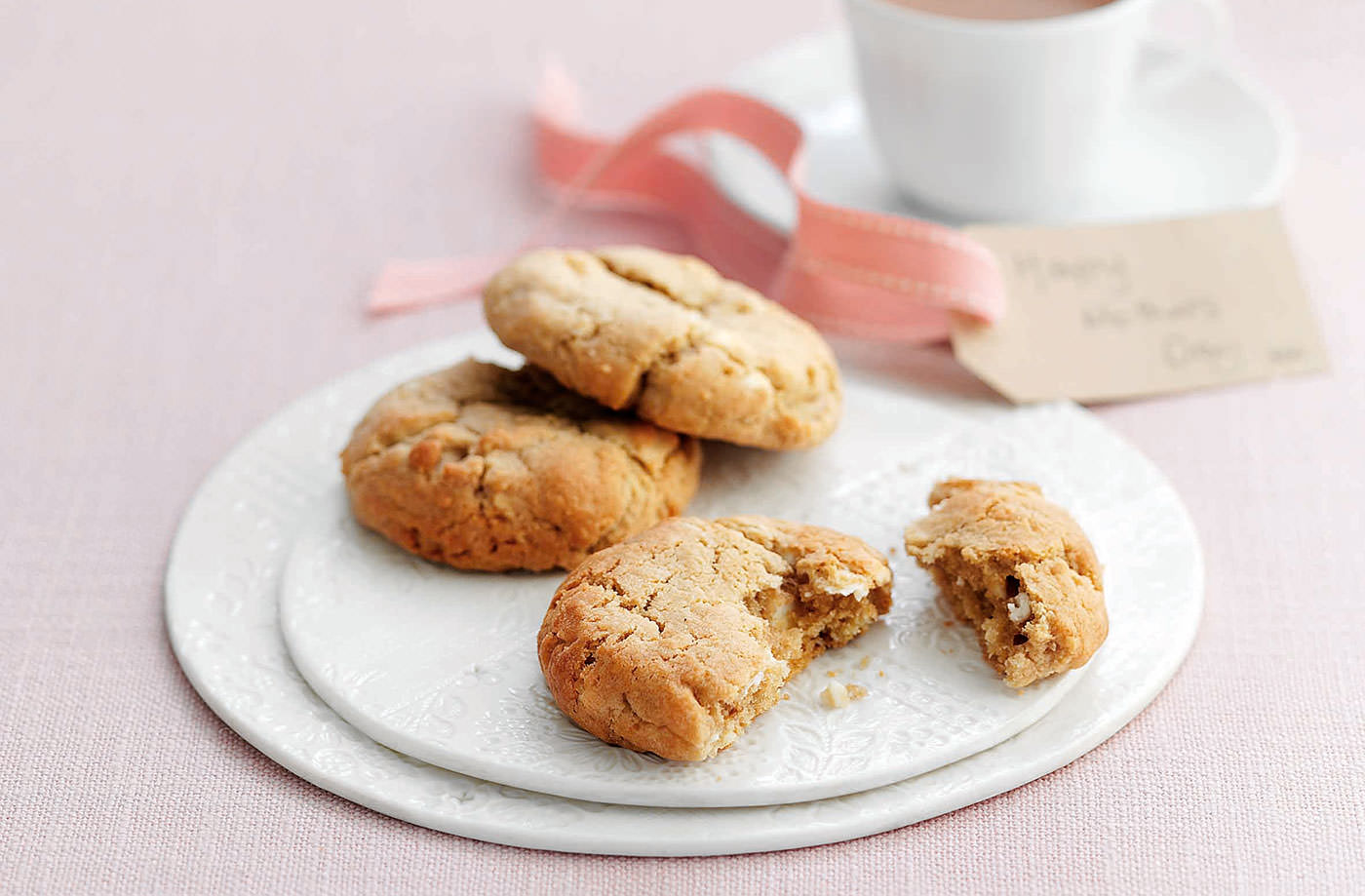 Lemon and white chocolate cookies recipe